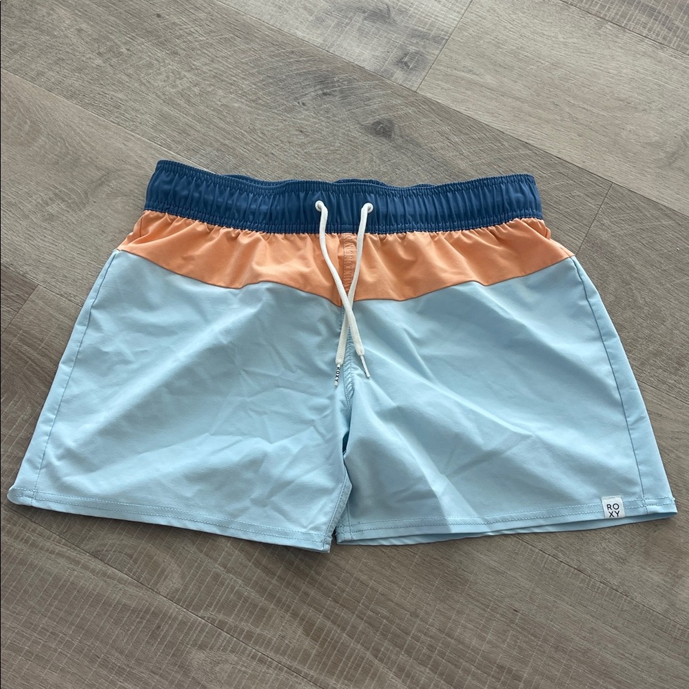 🌸 Roxy Sea 5" Recycled Boardshorts for Women size Small 🌸